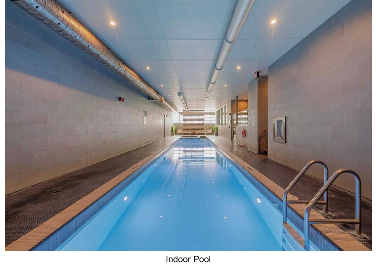 Three Br Condo Step To Cn Tower Rogers Center With Free Parking Toronto Buitenkant foto